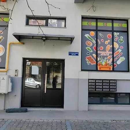 Apartmán 1 Mai Bloc Nou-self Check-in Craiova